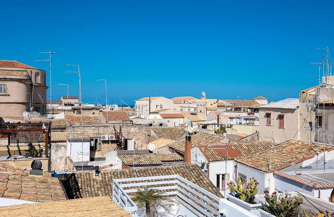 CASADELMAR Ortigia-1