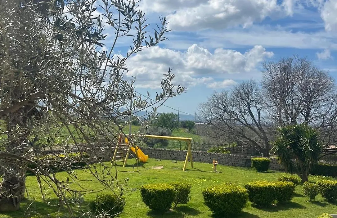 Agriturismo Valle di Chiaramonte-1