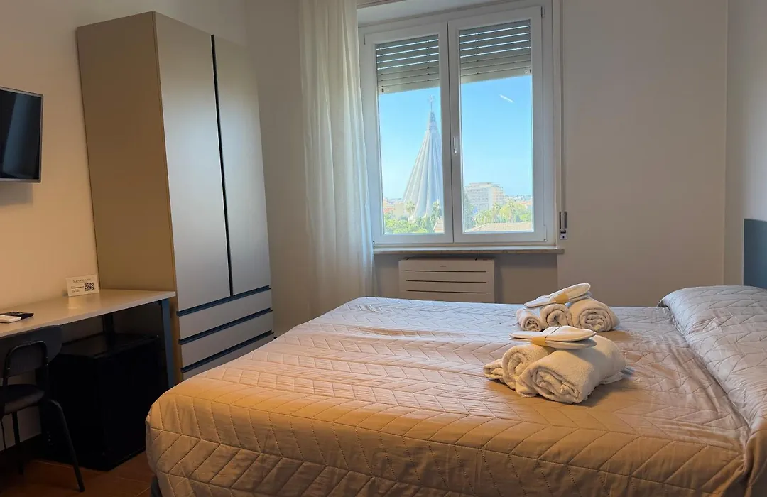 Panoramic Rooms-1