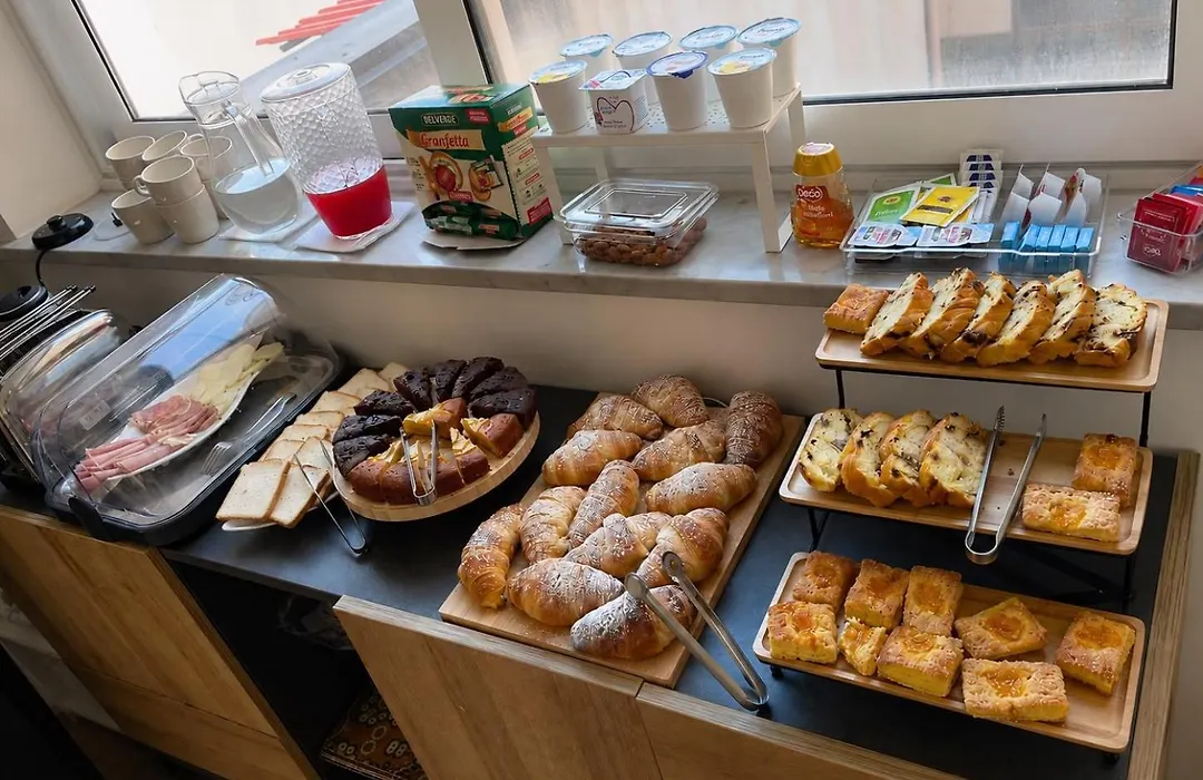 Le Cinque Stanze Palermo Room&Breakfast-1