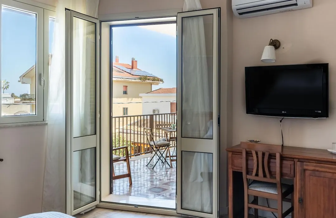 B&B La terrazza sul mare-1