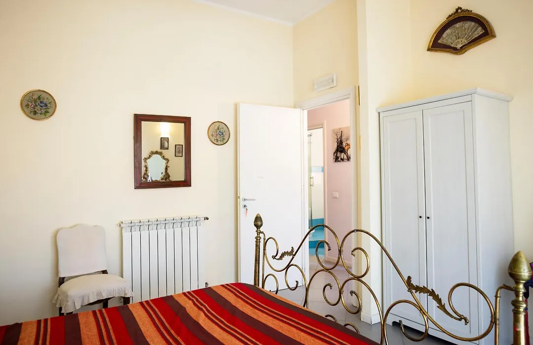 Esedra B&B-1