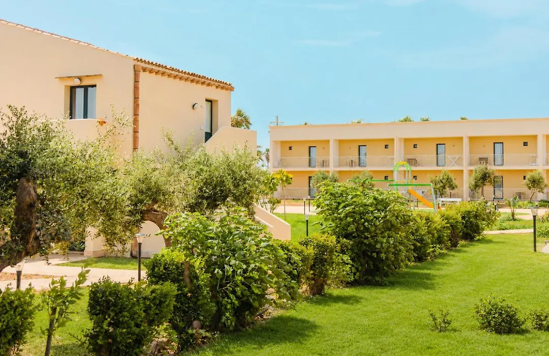 Delfino Beach - Cdshotels-1
