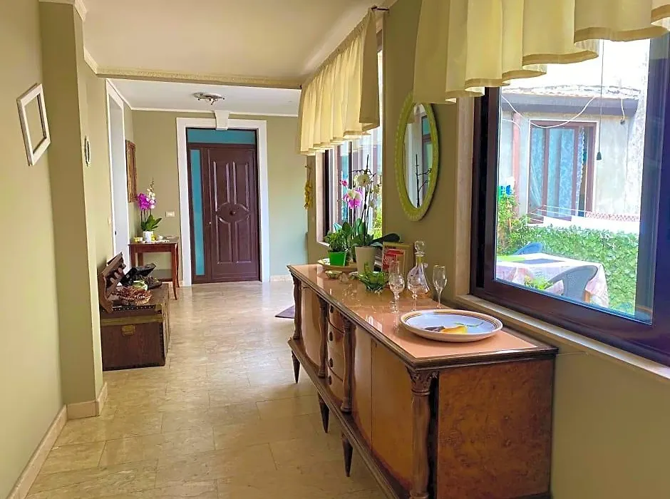 Etna Rosso b&b-1