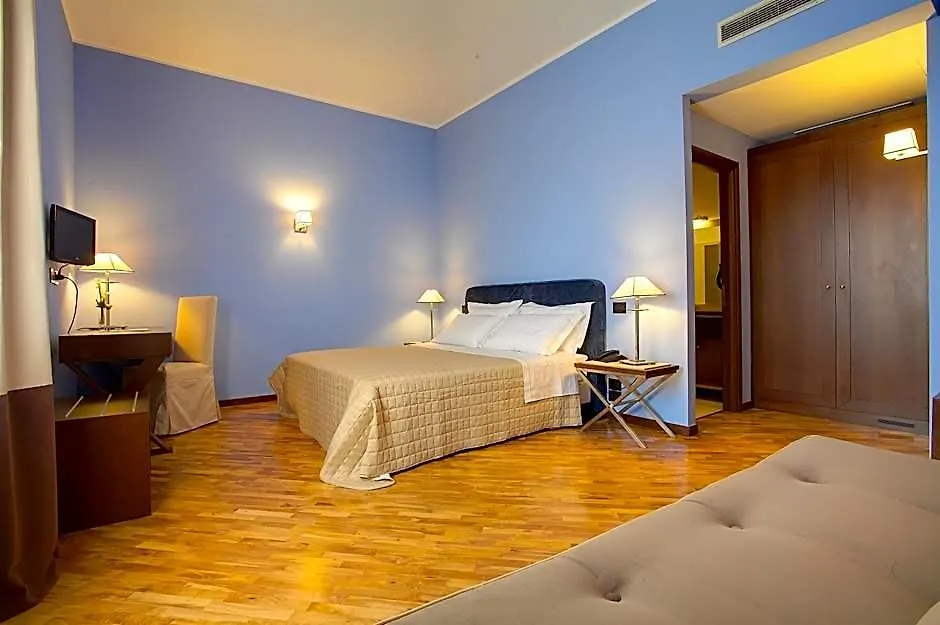Hotel Messenion-1