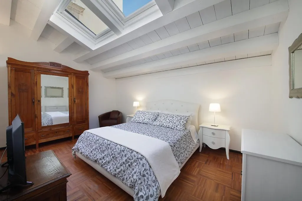 B&B Five Rooms-1