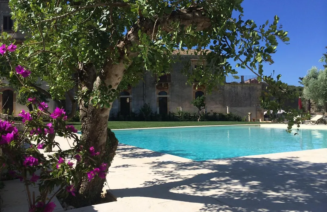 Borgo Del Carato-1