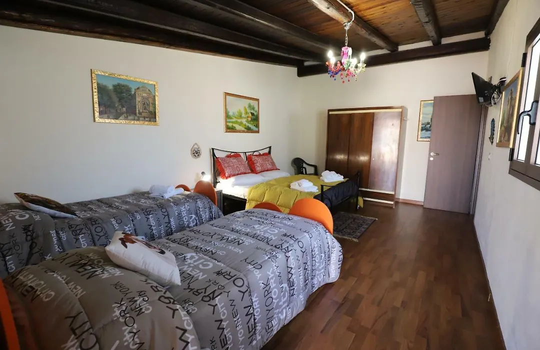 Casa Del Cavaliere-1