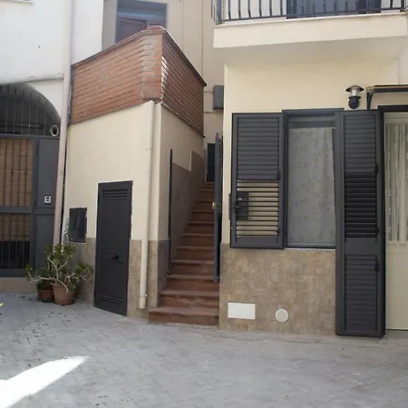 Bed And Breakfast La Volpe Rossa-3
