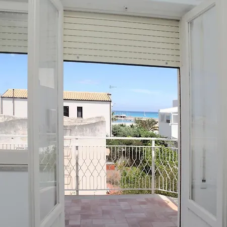BeachSide Rooms&Suites-2
