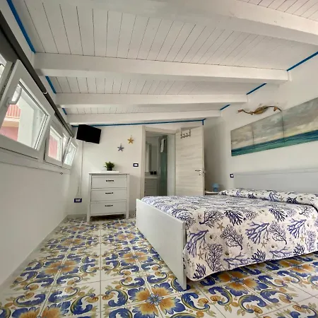Casa Campisi a 100 mt dal Mare Marzamemi-2