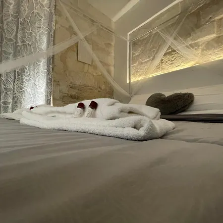 Siricyaus Luxury Room-2