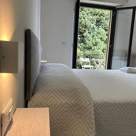Mira Taormina Rooms-2