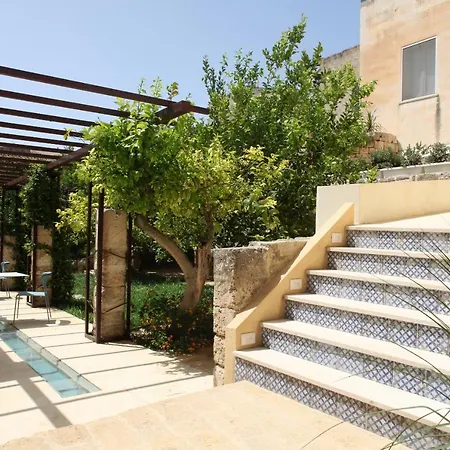 Gli Archi Garden Rooms-2