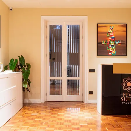 Five Suite Palermo Politeama- Luxury B&B & Jacuzzi-3