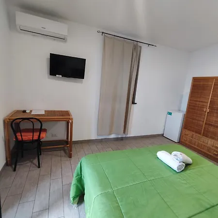 Hotel Faraglione-2