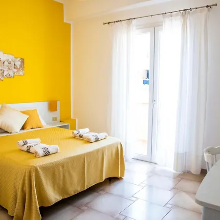 Blu Mare Lampedusa Bed And Breakfast-2
