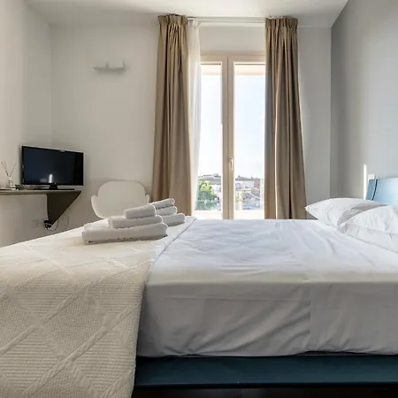 Serafini Rooms-2