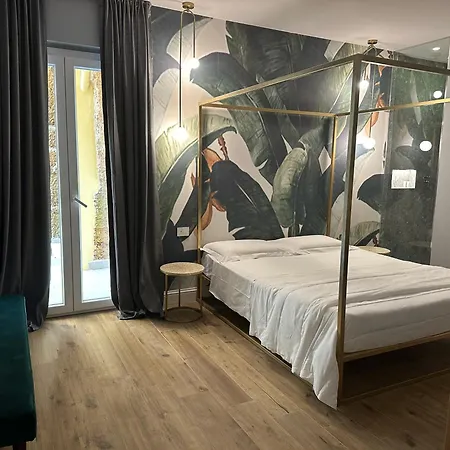 Krysos Luxury Rooms-3