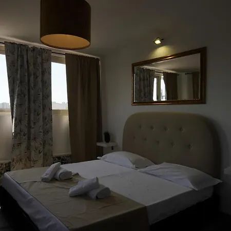 Airport Suite-3