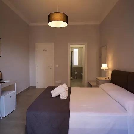 Donna Franca Rooms&Suite-3