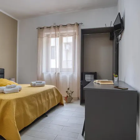 Daphne B&B-3