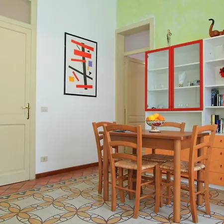 Garibaldi B&B-3