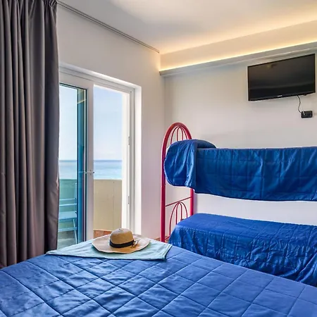 Carlton Hotel Riviera-2