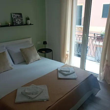 Archimede Guest Rooms-3
