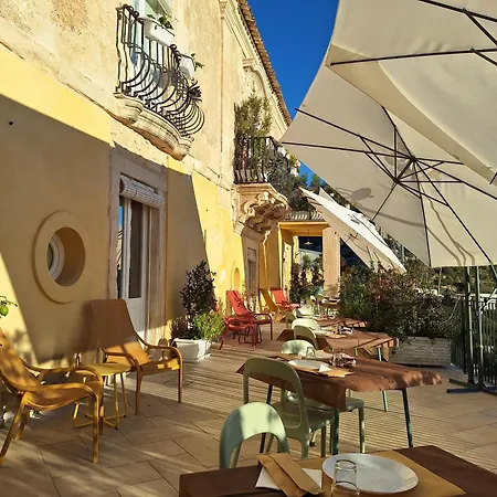 Bed And Breakfast Terra Del Sole Ibla-2