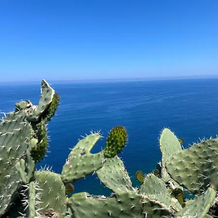 OLTRE - Dove Cielo e Mare si uniscono-2