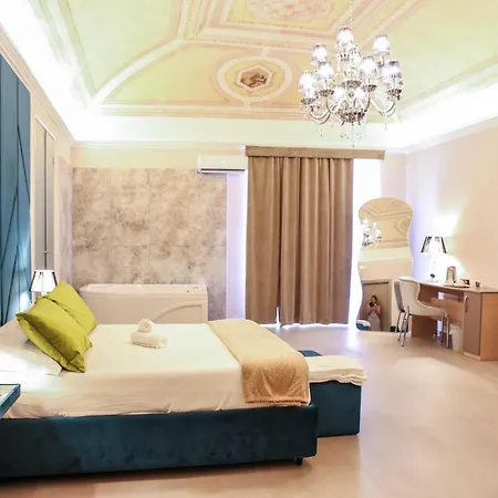 B&B Suites&Rooms piazza dei martiri-2