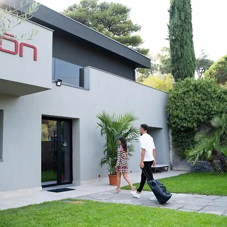 MòN Luxury Rooms SPA-2