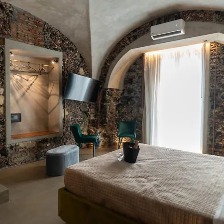Charme Catania Central Suites-2