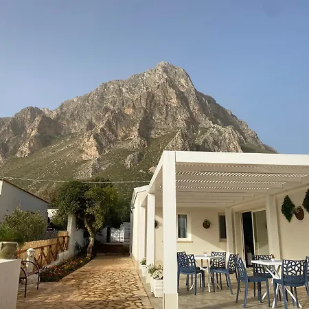B&B Sicilia In Versi-3