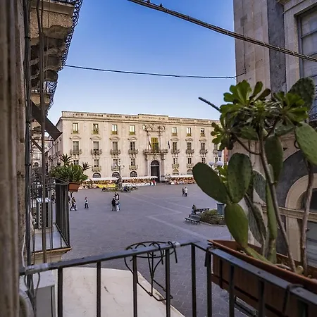 Charme Catania Central Suites-2