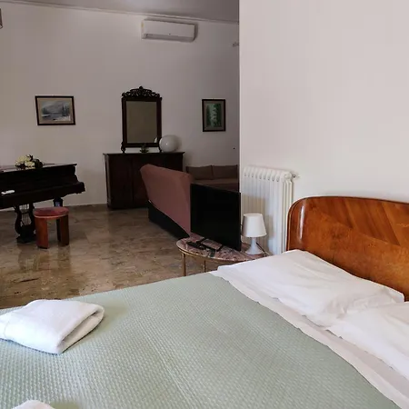 Giardino Delle Arance Luxury Rooms-2
