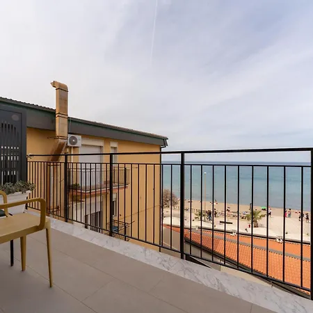 B&B Le Suites di Costanza-2