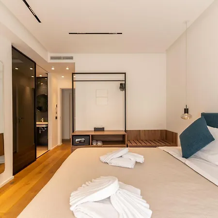 B&B Le Suites di Costanza-3