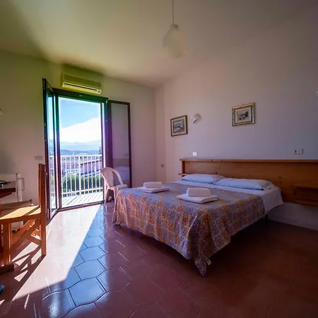 Hotel-Pensione 4 Stagioni-2