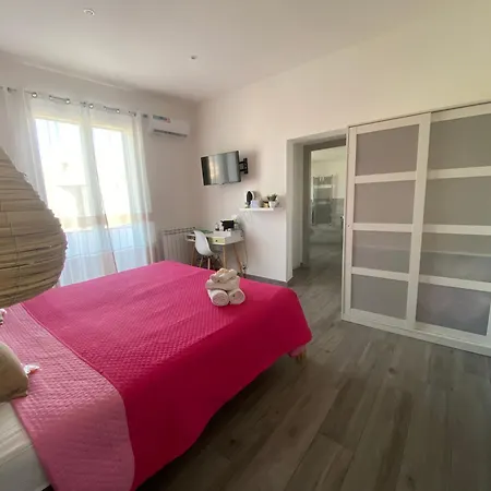 La Piccola Formica Charme Rooms-3