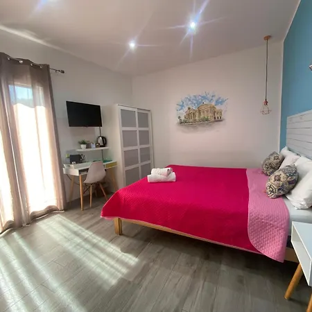 La Piccola Formica Charme Rooms-3