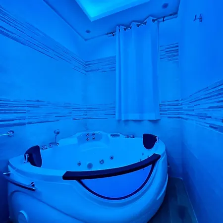 Infinity Luxury Apartment-3