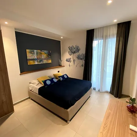 Solus B&B-3
