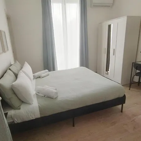 Basile Rooms-3