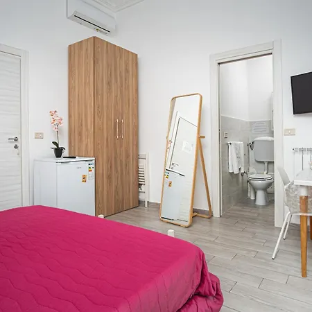 Garden House: Apartments And Rooms For Holidays-2