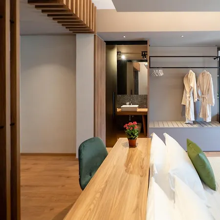 Al Pescatore Suites-3