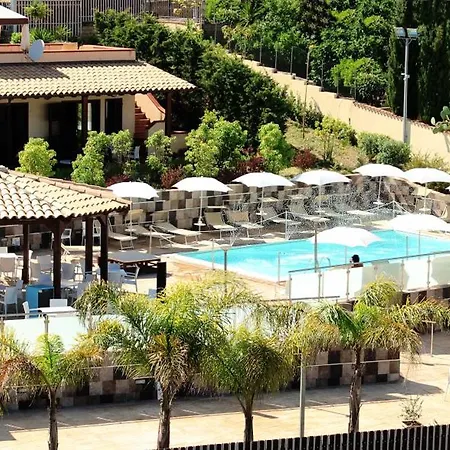 Hotel Costazzurra Museum & Spa-3