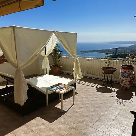 Villa Greta Hotel Rooms & Suites-2