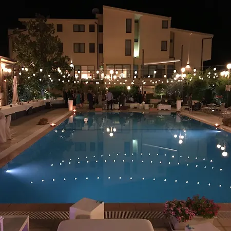 Riviera Hotel-2